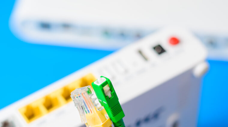 verkkokaapelit internet modeemi
