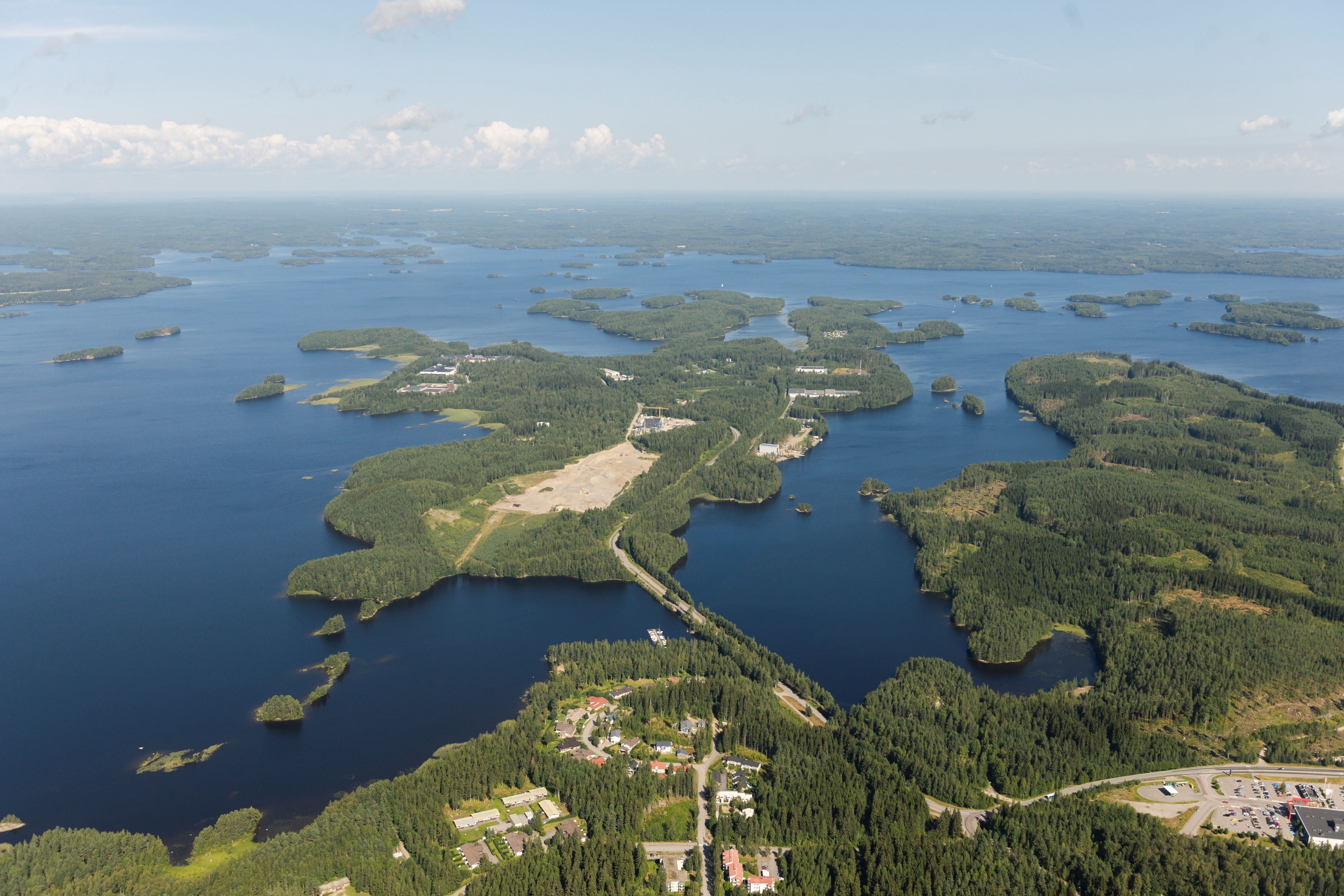 Ilmakuva Apajalahden alueesta.