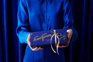 Karl Fazer maitosuklaa