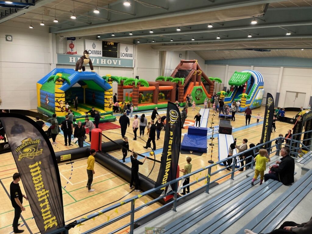 Esimerkkikuva Loimaan monitoimiliikuntapaikasta.