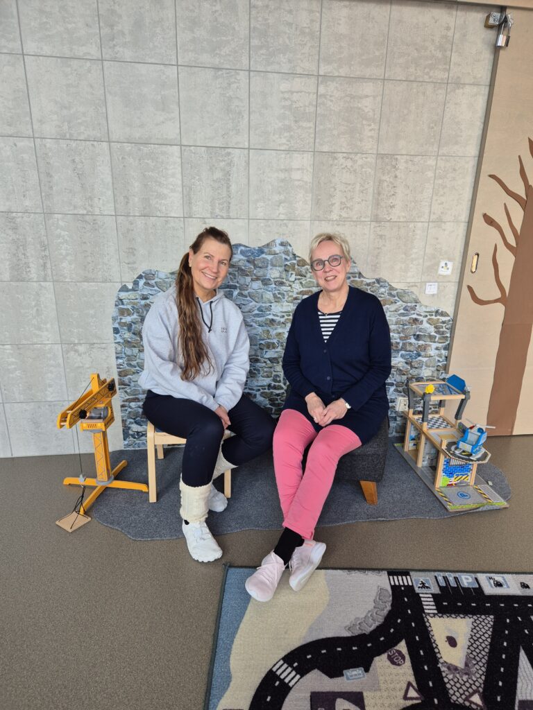 varhaiskasvatuksen lastenhoitajat Ulla ja Maarit