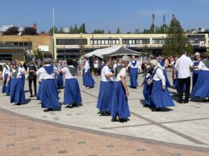 Kesän avaus 2025 tanssijat.
